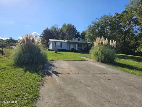 576 Mecca Pike, Tellico Plains, TN 37385
