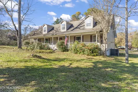 10077 Westland Dr, Knoxville, TN 37922