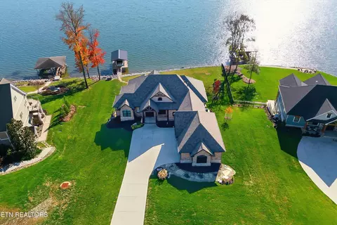 303 E Shore Dr, Rockwood, TN 37854