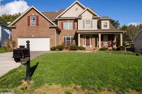3300 Gose Cove Ln, Knoxville, TN 37931