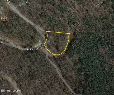 0 Grand Country Dr, Cosby, TN 37722