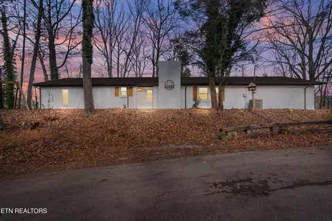 335 Buena Vista Dr, Sevierville, TN 37876