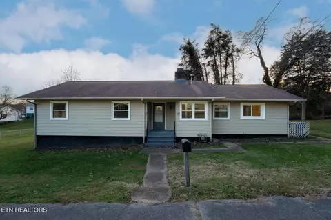 101 Taylor Rd, Oak Ridge, TN 37830