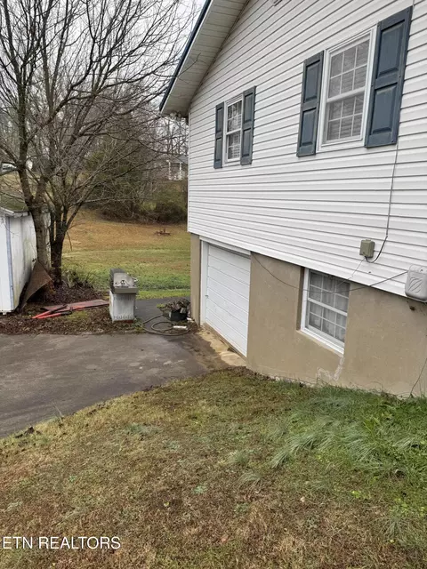 7215 N Ruggles Ferry Pike, Knoxville, TN 37924