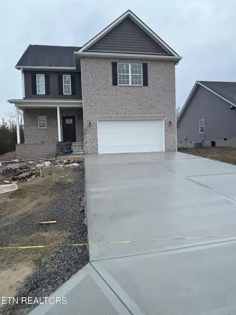 327 Eastland Park Dr, Blaine, TN 37709