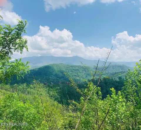 Kristis Place Place, Gatlinburg, TN 37738