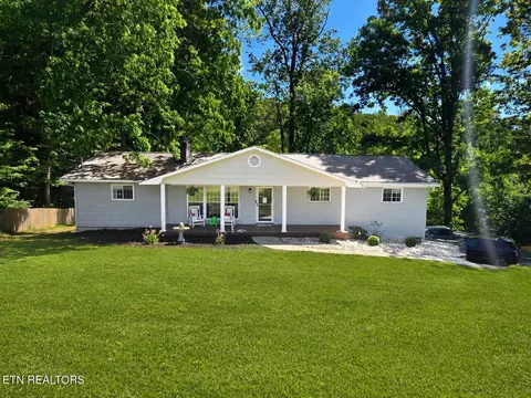 340 Blacksferry Rd, Knoxville, TN 37931