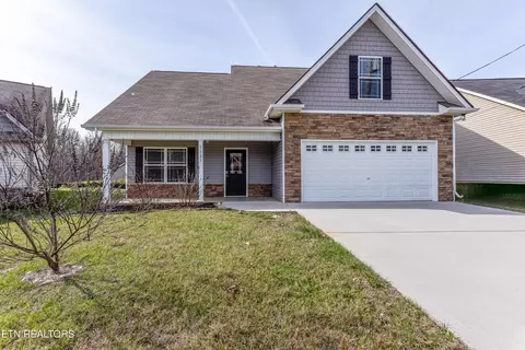 1125 Blackstone View Ln, Knoxville, TN 37932