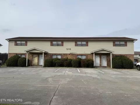 1918 Topside Rd, Louisville, TN 37777