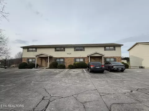 1926 Topside Rd, Louisville, TN 37777
