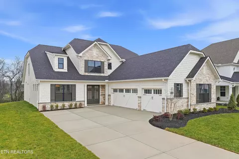 1331 Wagon Hitch Rd, Knoxville, TN 37934