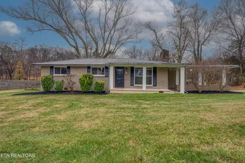 224 Waconda Dr, Knoxville, TN 37920