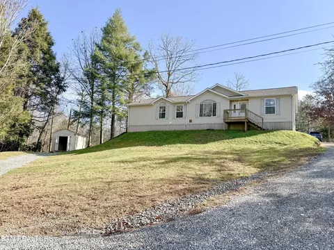 18726 Clarkrange Hwy, Monterey, TN 38574