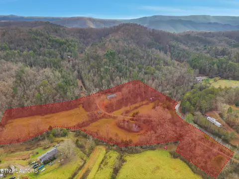 3522 Bogard Rd, Cosby, TN 37722