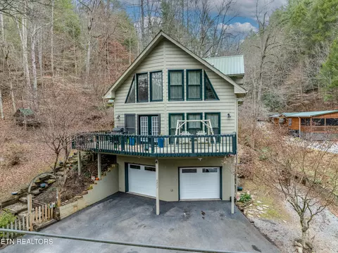 6217 Old Walland Hwy, Walland, TN 37886