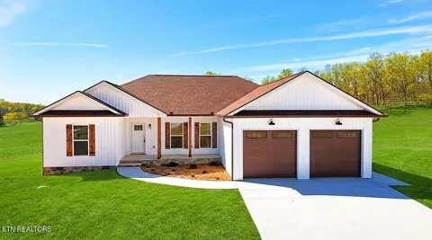 1451 Grandeur Ave, Parrottsville, TN 37843