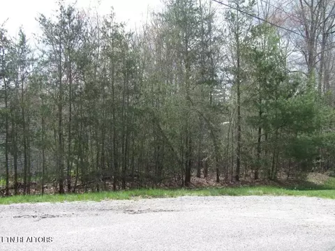 15 Kenwood Ct, Crossville, TN 38558