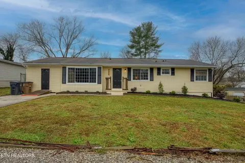 2010 Berea Ave, Knoxville, TN 37920