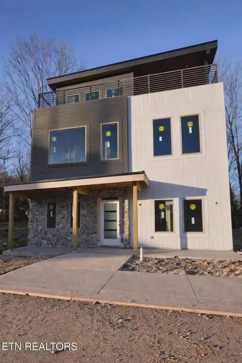 2911 Tipi Way, Pigeon Forge, TN 37863