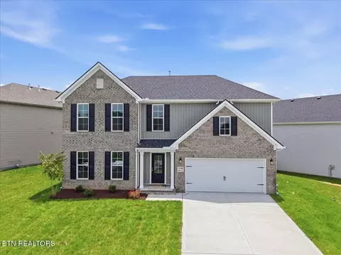 3506 Crimson Cir, Maryville, TN 37801