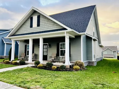 109 Elderberry St, Oak Ridge, TN 37830