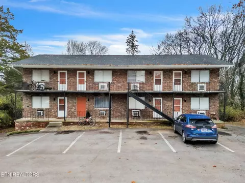 412 Watagua Drive Dr, Knoxville, TN 37918