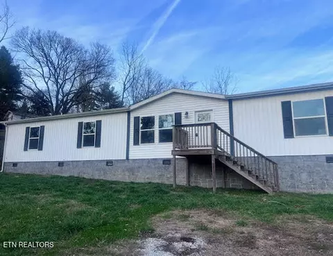 420 Lewallen Hollow Rd, Clinton, TN 37716
