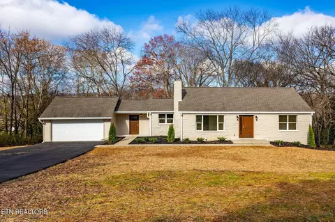 3915 Washington Pike, Knoxville, TN 37917