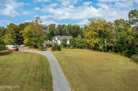 12805 Kingston Pike, Farragut, TN 37934