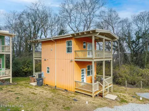 2513 Orchard House Way, Knoxville, TN 37921