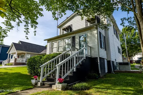 Exterior - 1240 N Wright Rd, Alcoa, TN 37701 photo 1 of 5