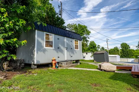 Exterior - 1240 N Wright Rd, Alcoa, TN 37701 photo 5 of 5