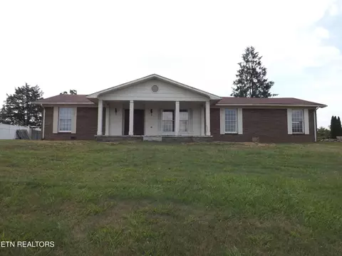 262 Oxford Cir, Harrogate, TN 37752