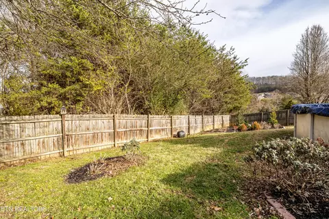 Exterior - 6619 Ruby June Ln, Corryton, TN 37721 photo 8 of 8