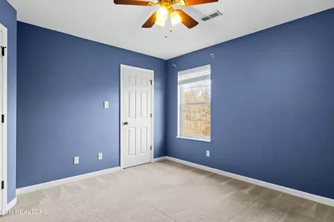 Bedroom - 6619 Ruby June Ln, Corryton, TN 37721 photo 3 of 6