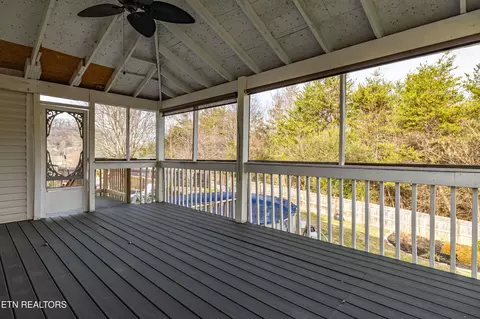 Exterior - 6619 Ruby June Ln, Corryton, TN 37721 photo 3 of 8