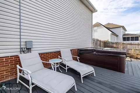 Exterior - 6619 Ruby June Ln, Corryton, TN 37721 photo 5 of 8