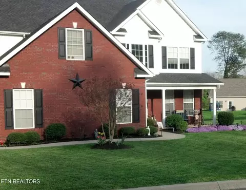 7940 Juneau Ln, Knoxville, TN 37931