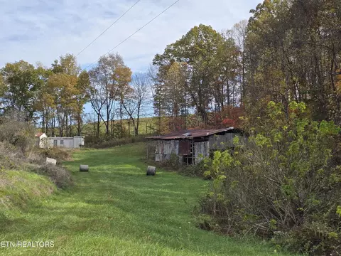 218 Don Greene Rd, Sneedville, TN 37869