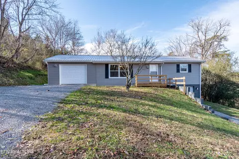 3548 Garner Cir, Maryville, TN 37803