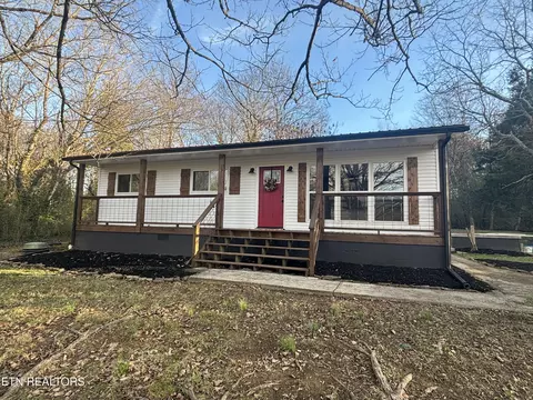 1110 E Hendron Chapel Rd, Knoxville, TN 37920