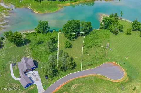 Waterfront Knoll, Sharps Chapel, TN 37866