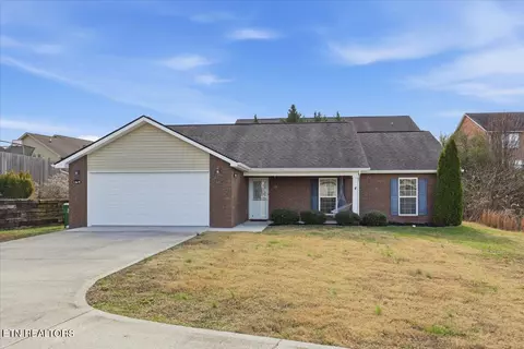1005 Ruscello Dr, Maryville, TN 37801