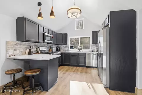 Kitchen - 8523 Heiskell Rd, Powell, TN 37849 photo 1 of 4