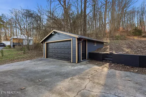 Other - 8523 Heiskell Rd, Powell, TN 37849 photo 5 of 6