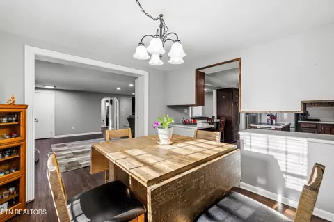 Dining - 1088 E Wolf Valley Rd, Heiskell, TN 37754 photo 1 of 2