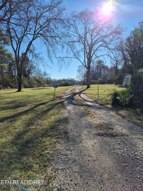 Highway 411, Madisonville, TN 37354