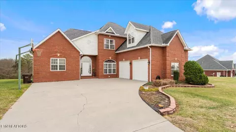 311 Cheyenne Blvd, Lenoir City, TN 37772
