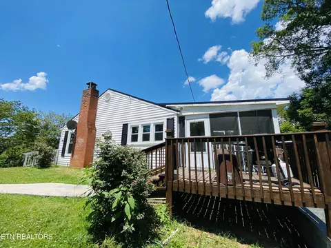 364 Jasmine Dr, Newport, TN 37821