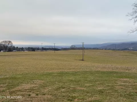 Exterior - 224 Walnut Hill Ln, Ewing, VA 24248 photo 3 of 7